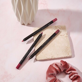 Soft Lip Liner Waterproof - Voděodolná konturovací tužka na rty 1,2 g